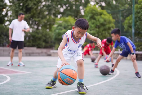 九游欢乐平台：WCBA联赛的青少年推广活动效果评估报告：吸引更多青少年参与篮球的简单介绍