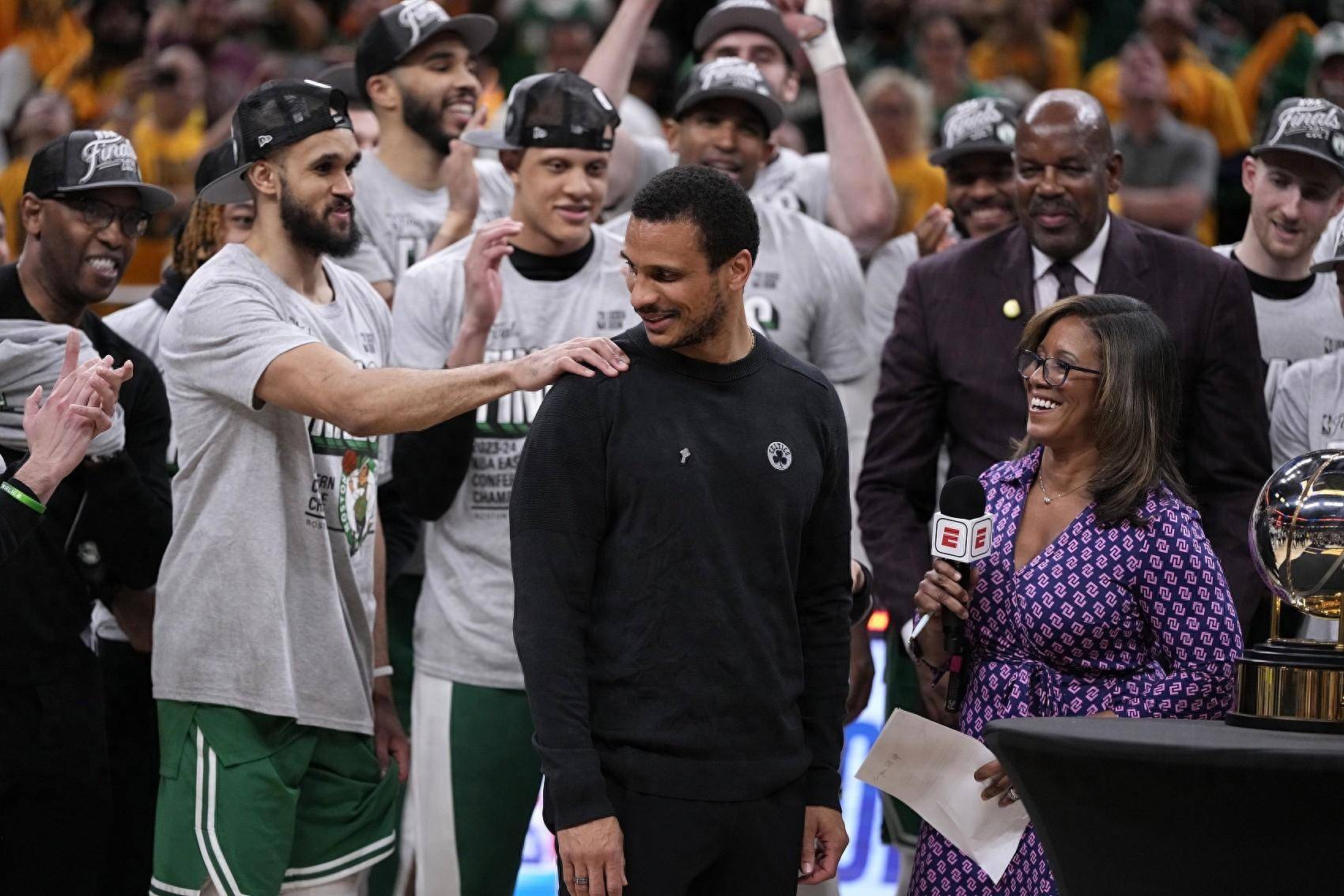 九游欢乐APP：NBA联盟公布新赛季最佳教练候选名单：马祖拉在列的简单介绍
