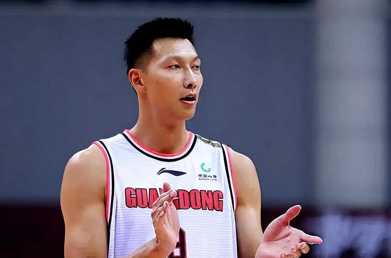 九游欢乐平台：CBA球员：高薪背后，压力与责任的简单介绍