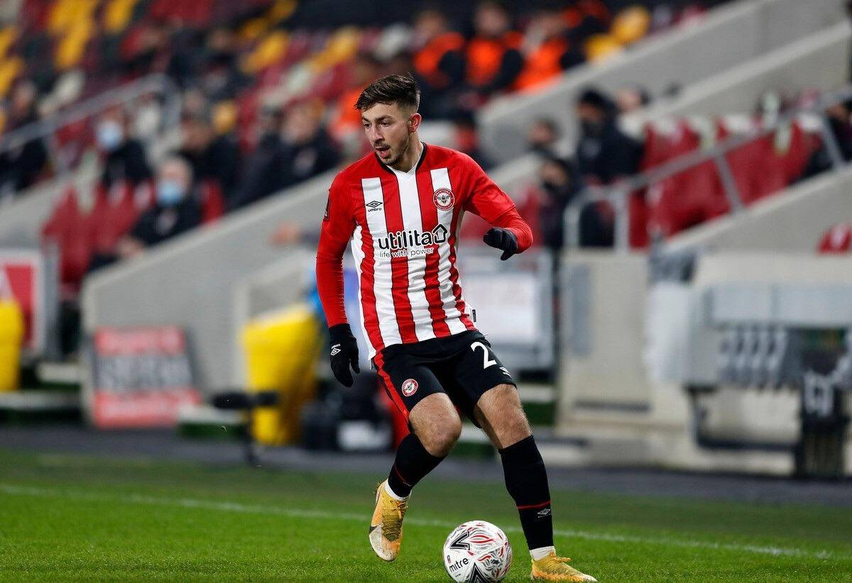 九游欢乐首站：英超布伦特福德的防守反击战术解析的简单介绍