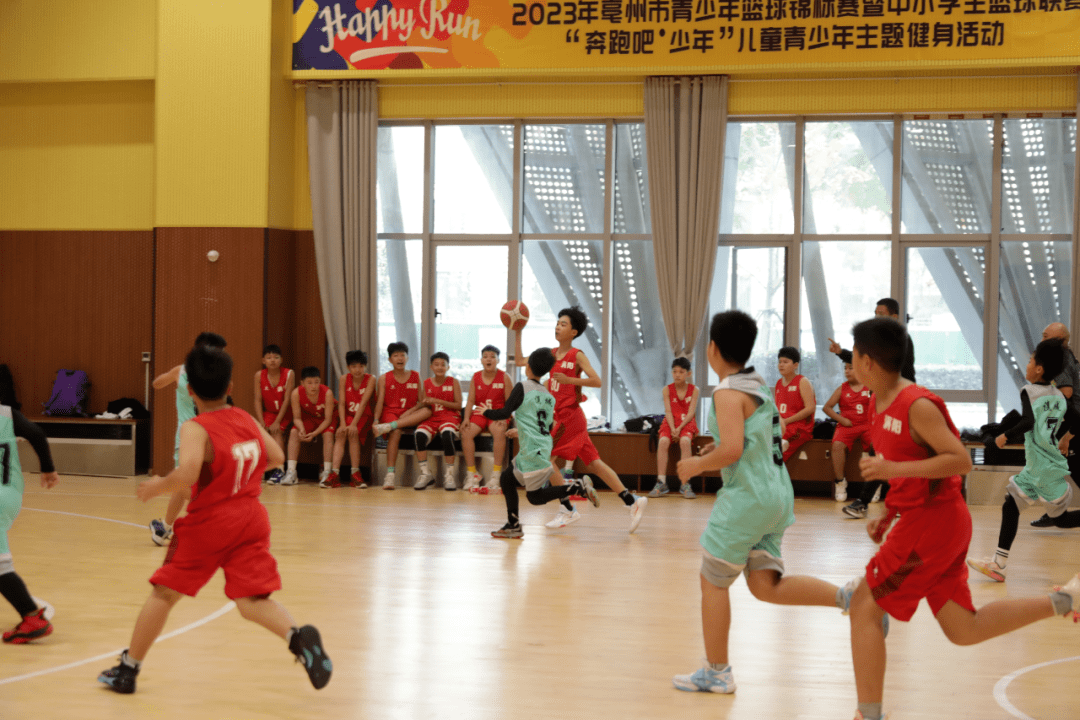 关于九游欢乐平台：篮球训练营的心理辅导课程：帮助青少年球员克服心理障碍的信息
