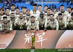 九游欢乐官方网站:中超“土豪”球队挥金如土，球迷：这钱是“大风刮来的”吗？的简单介绍