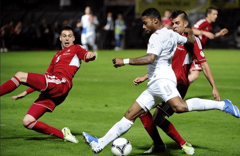 九游欢乐首站:西甲韦斯卡的进攻风格与战术演变的简单介绍 九游欢乐首站:西甲韦斯卡的进攻风格与战术演变的简单介绍